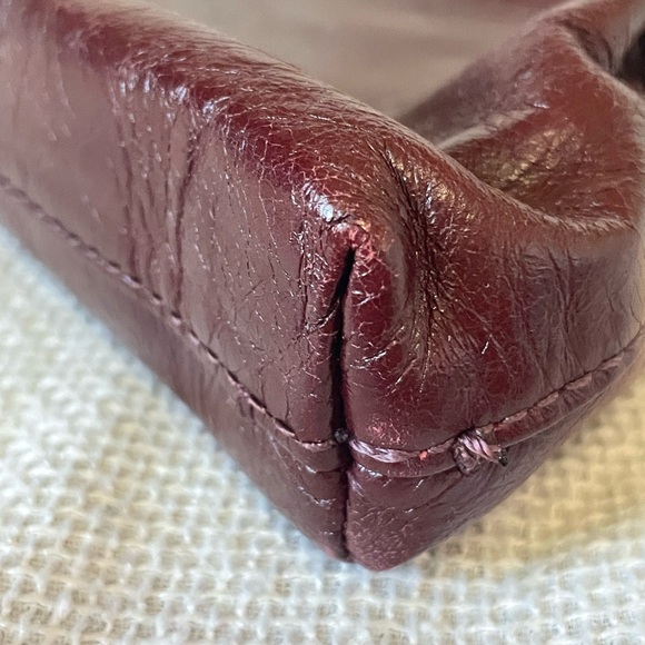 Hobo Leather Crossbody Bag - Picture 7 of 10